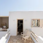 Apartment Nicolia Sea View, Jacuzzi, Walk To Centre