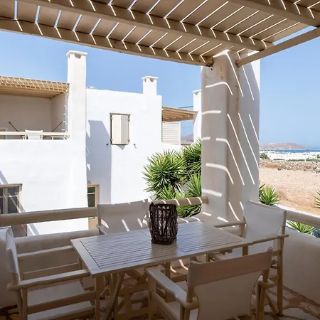 Nicolia Sea View, Jacuzzi, Walk To Centre شقة ناوسا