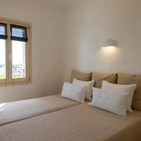 Nicolia Stays Sea View, Jacuzzi, Walk To Centre Apartamento Naousa