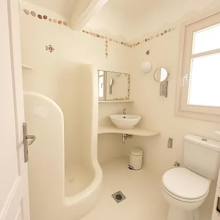 Apartamento Nicolia Stays Sea View, Jacuzzi, Walk To Centre