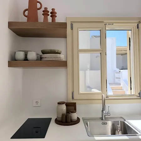 Nicolia Sea View, Jacuzzi, Walk To Centre شقة *